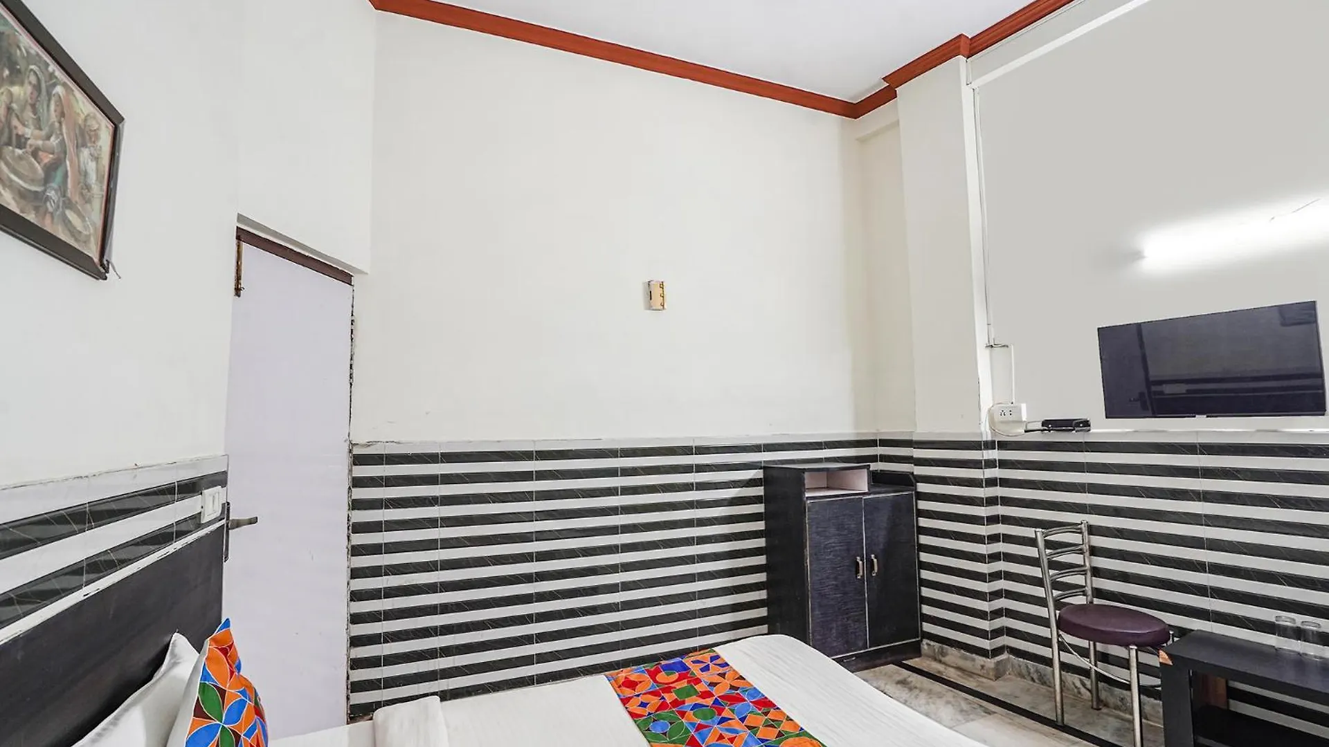 Fabhotel Sarwan Agra  India