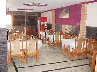 Fabhotel Sarwan Agra  2*, Agra (Uttar Pradesh)