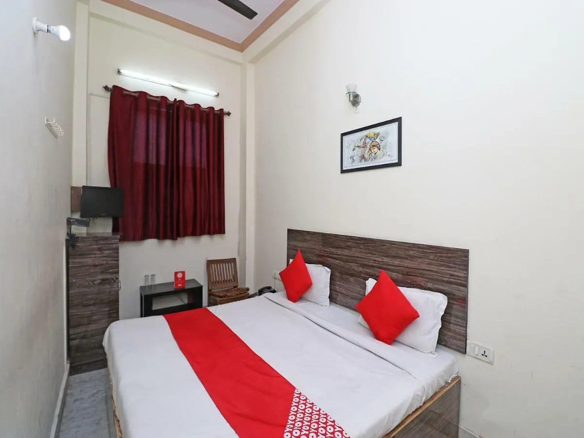 Fabhotel Sarwan Agra